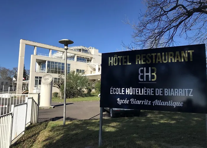 Hotel Biarritz Atlantique - Lycée Hotelier - Management School